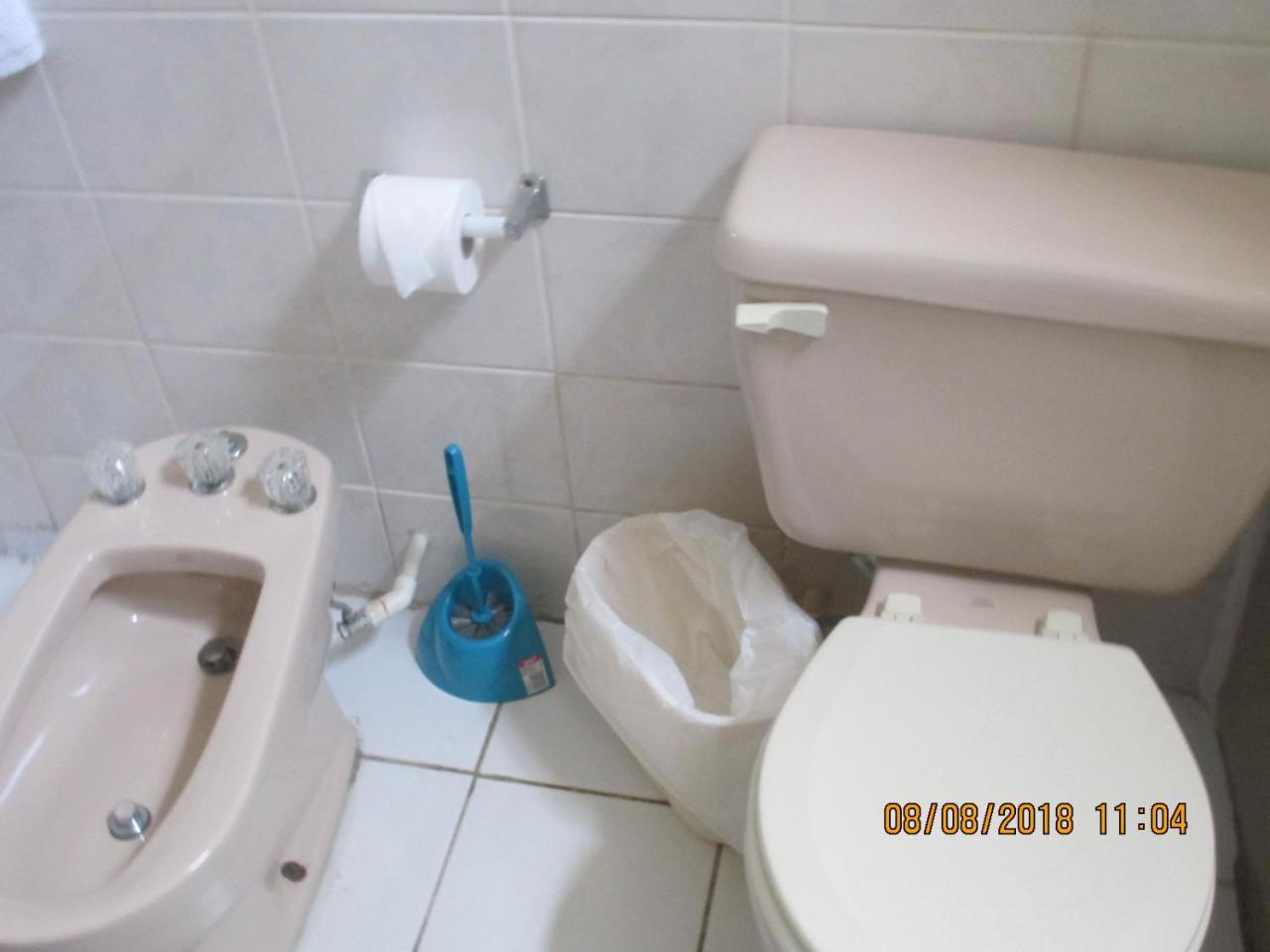 Tropical Breeze Vacation Home And Apartments Гроз-Иле Экстерьер фото
