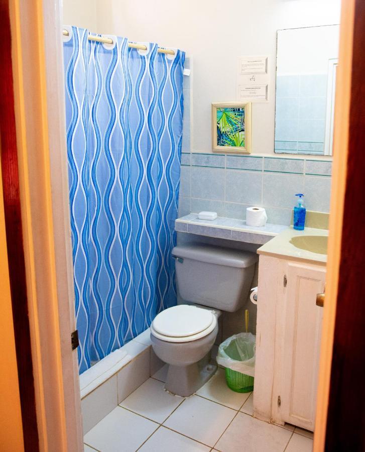 Tropical Breeze Vacation Home And Apartments Гроз-Иле Экстерьер фото