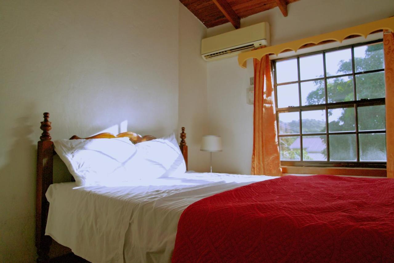 Tropical Breeze Vacation Home And Apartments Гроз-Иле Экстерьер фото